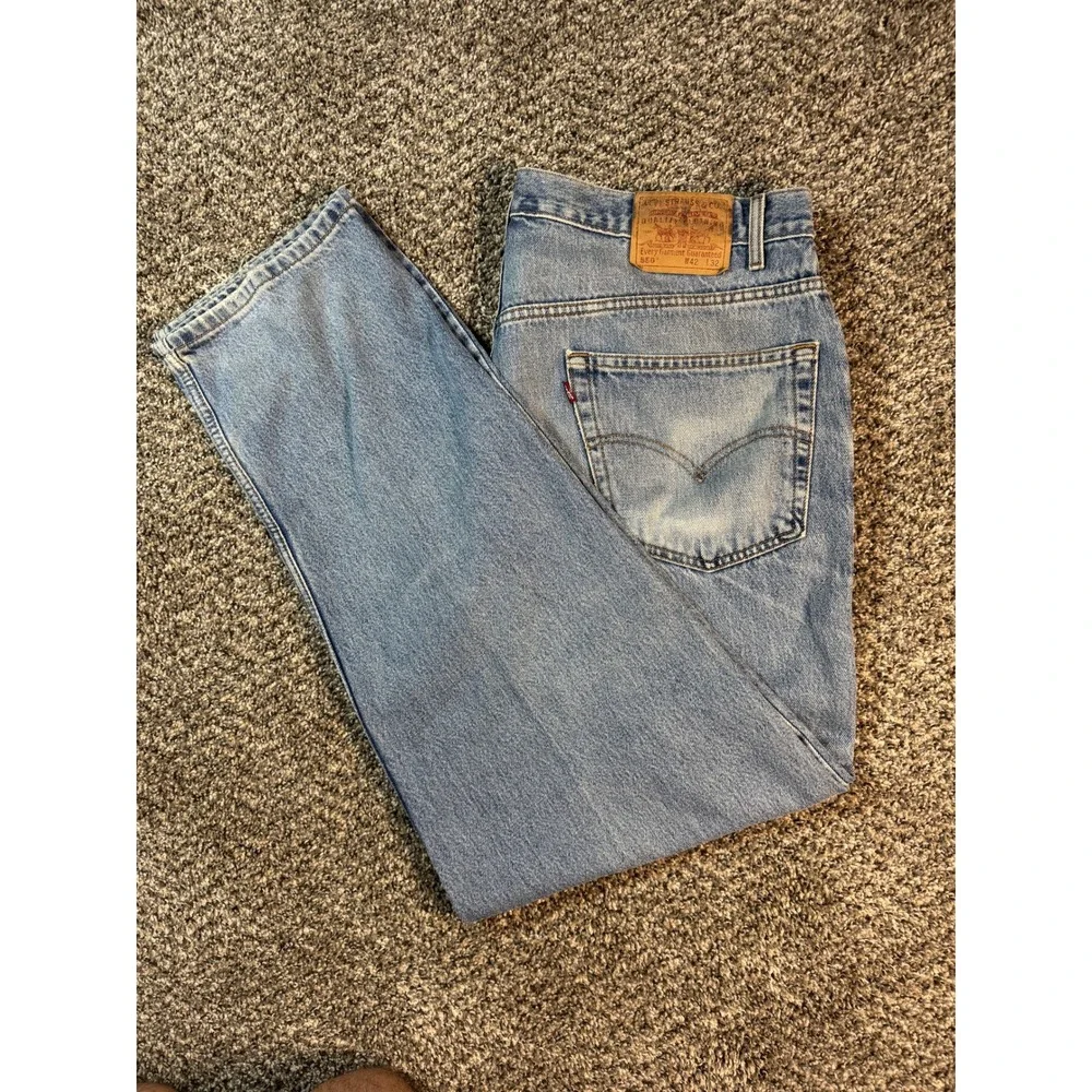 Levi's 550 Relaxed Fit Size 42x32 Light Wash Denim Blue Jeans 0301 Vintage